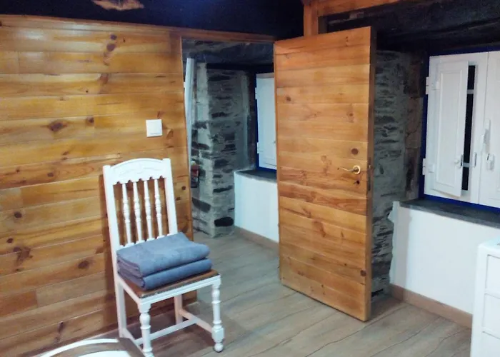 Casa Do Terreiro Holiday home Pardieiros (Arganil)